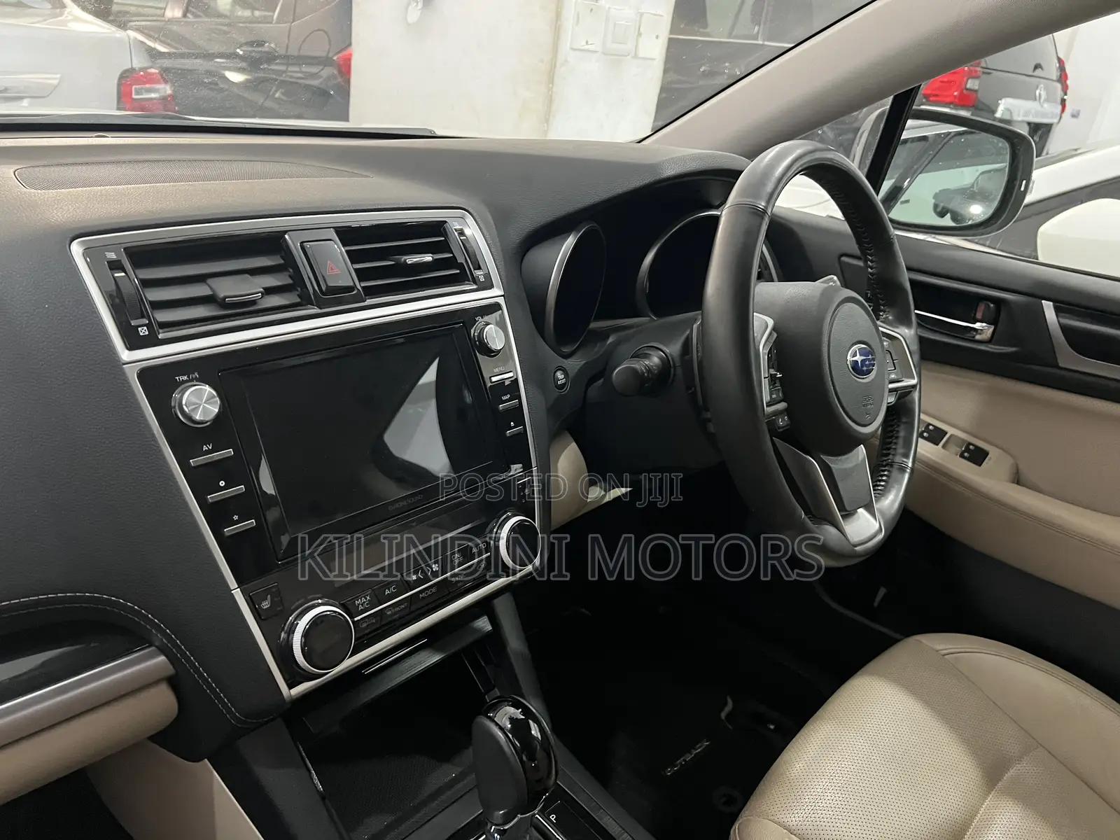 Subaru Outback 2018 White
