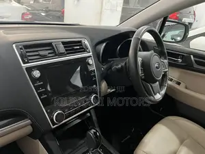 Subaru Outback 2018 White