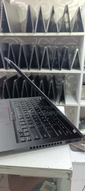 Laptop Lenovo Thinkpad T14s Gen 1 16GB Intel Core i5 SSD 256GB