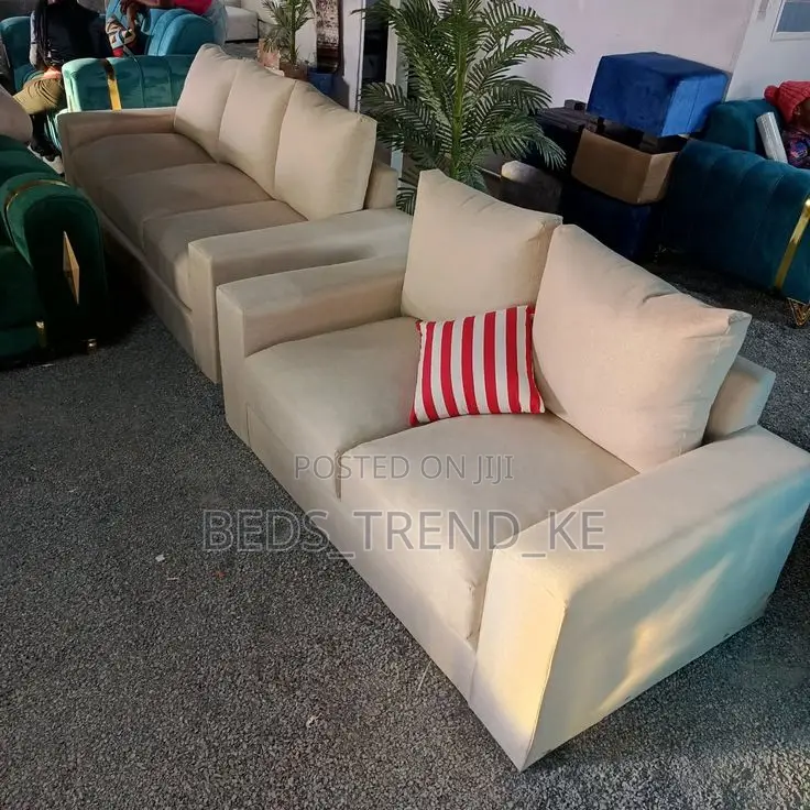 Explorable 5 Seater Sofa 3,2 (White)