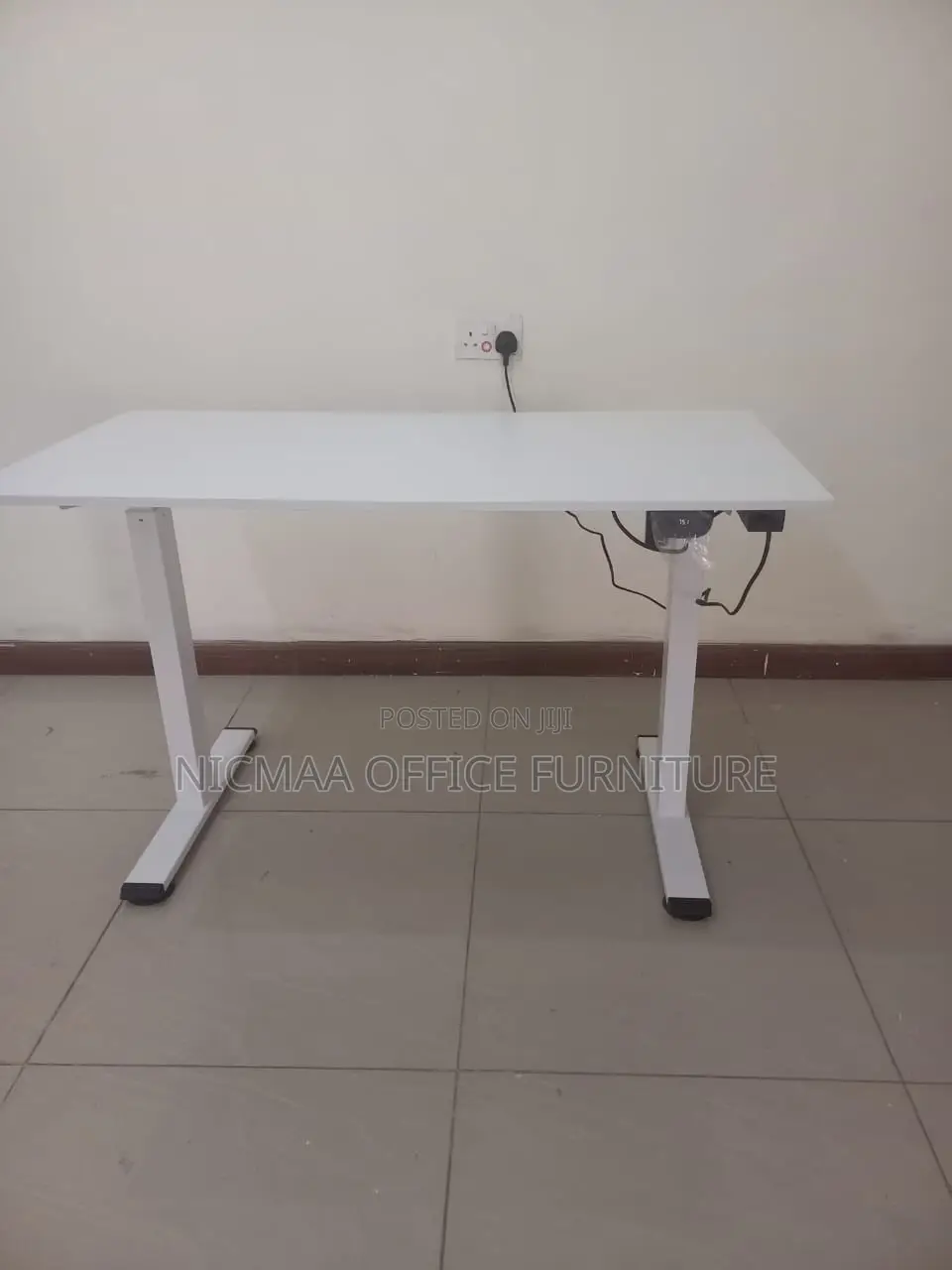 Motorized Height-Adjustable Desk