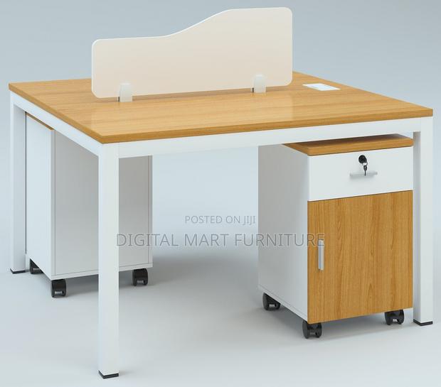 Office Desk: Modern Partition Like Office Desk