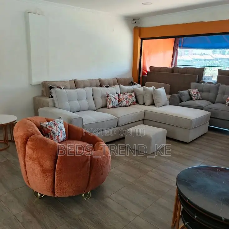 Sizeable 6 Seater L Sofa With an Armchair