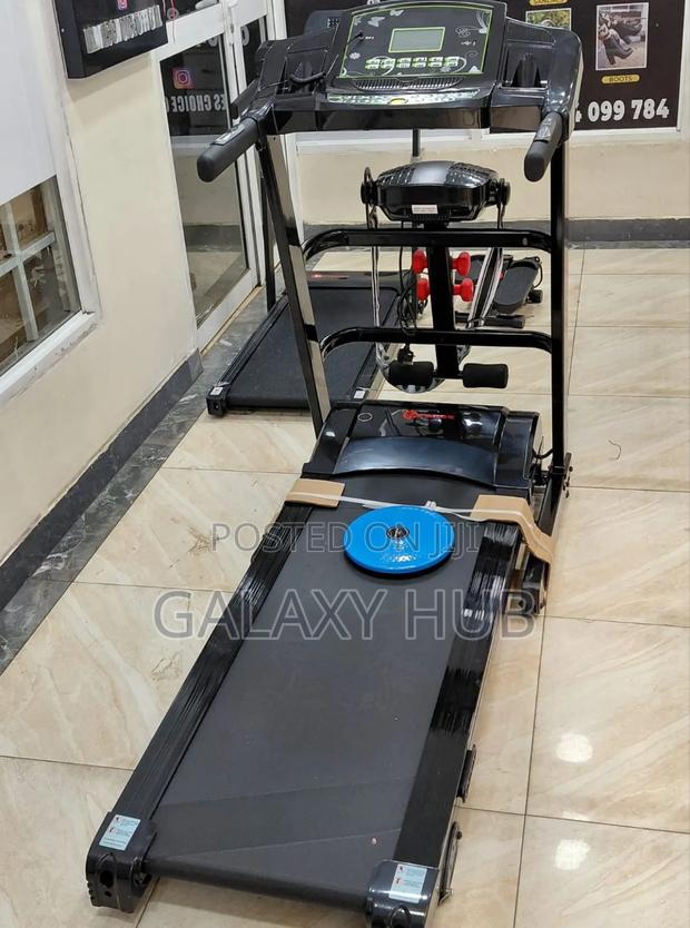 Treadmill Comes With 2pcs Neoprine Dumbells 1kg Each, Massage
