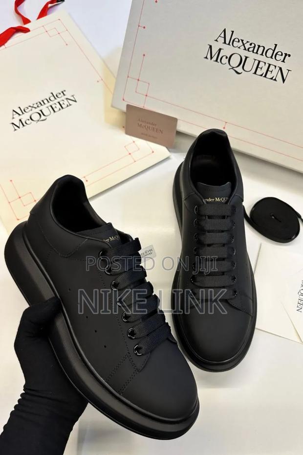 Alexander McQueen - thumbnail 2