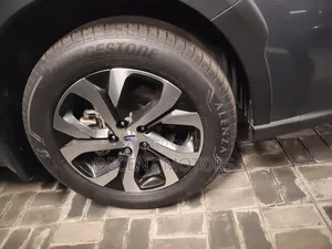 Subaru Outback Premium 2022 Gray