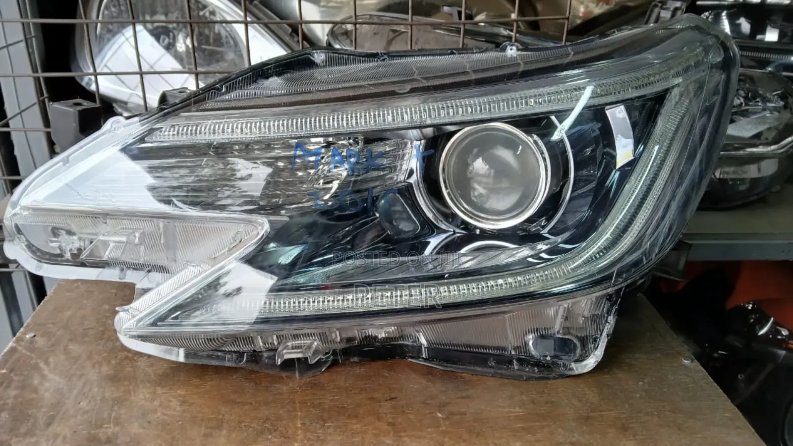 Mark X 2015 Headlight