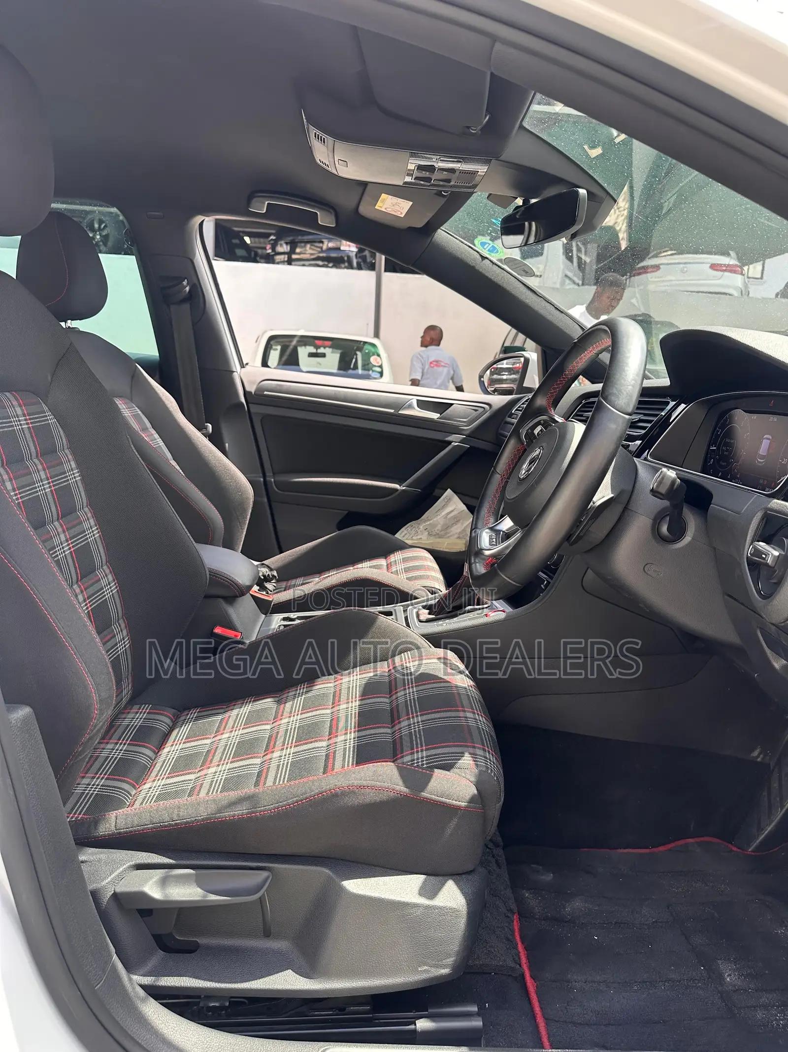 Volkswagen Golf GTI 2018 White