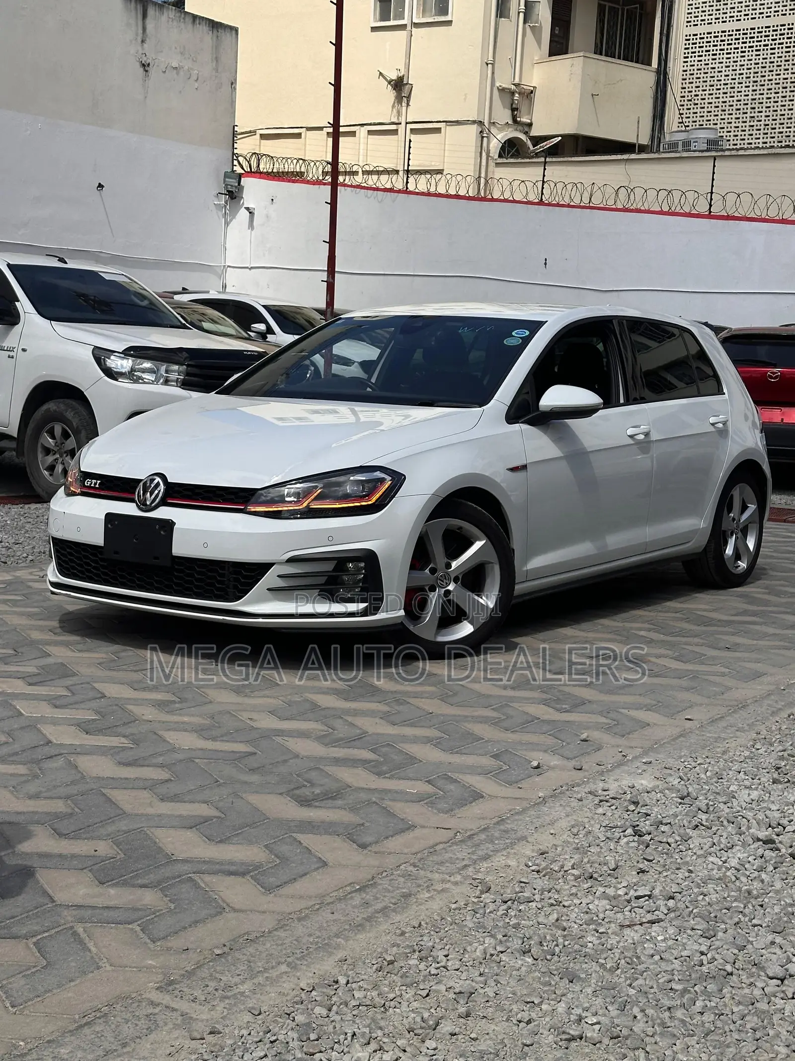 Volkswagen Golf GTI 2018 White