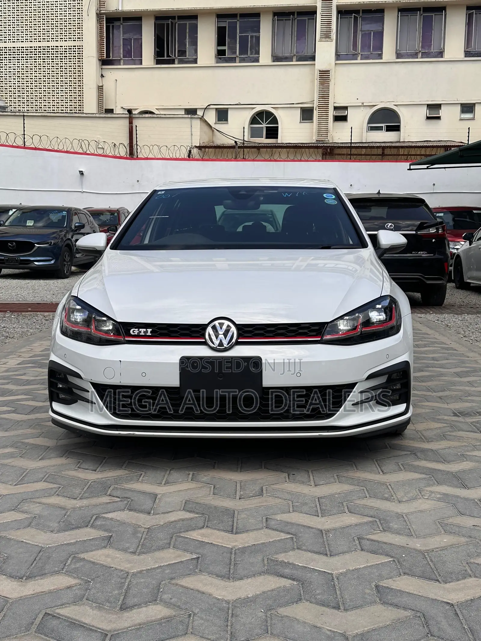 Volkswagen Golf GTI 2018 White