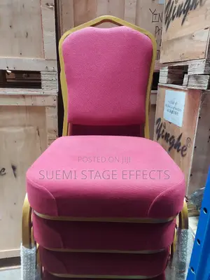 Red Banquet Chairs for Events – Elegant Comfortable