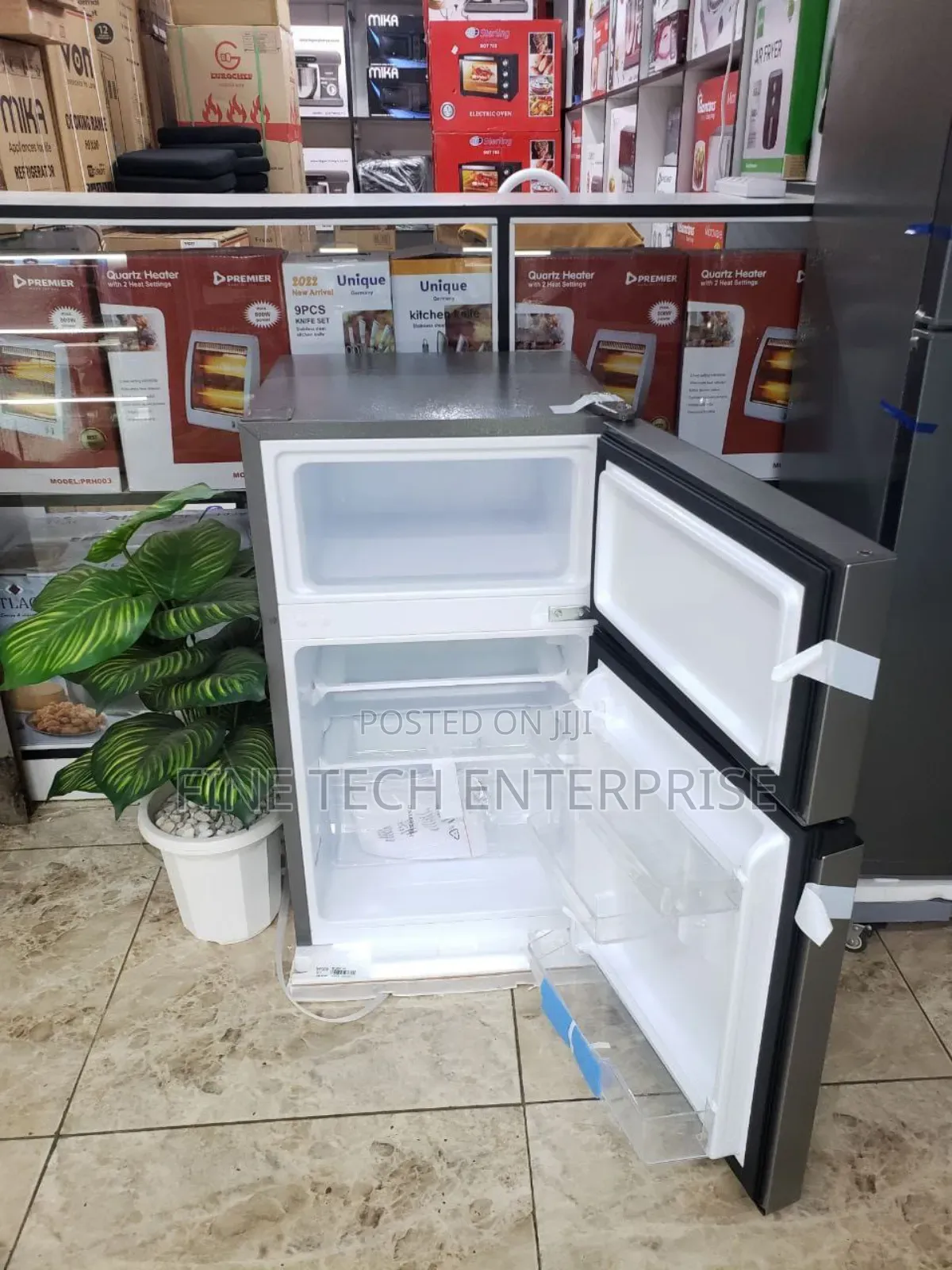 Hisense 91l Frost Double Door Fridge Silver