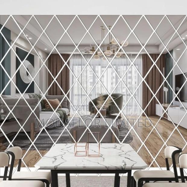 Diamond Acrylic Mirror – Premium Quality Design