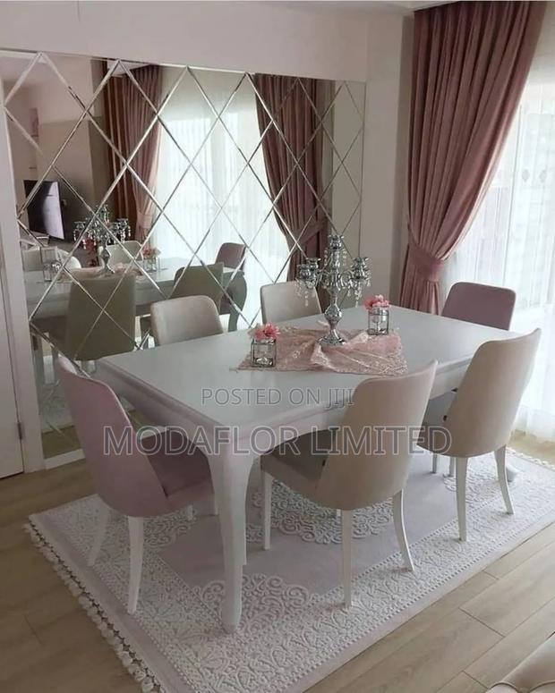 Diamond Acrylic Mirror – Perfect for Salons and Homes