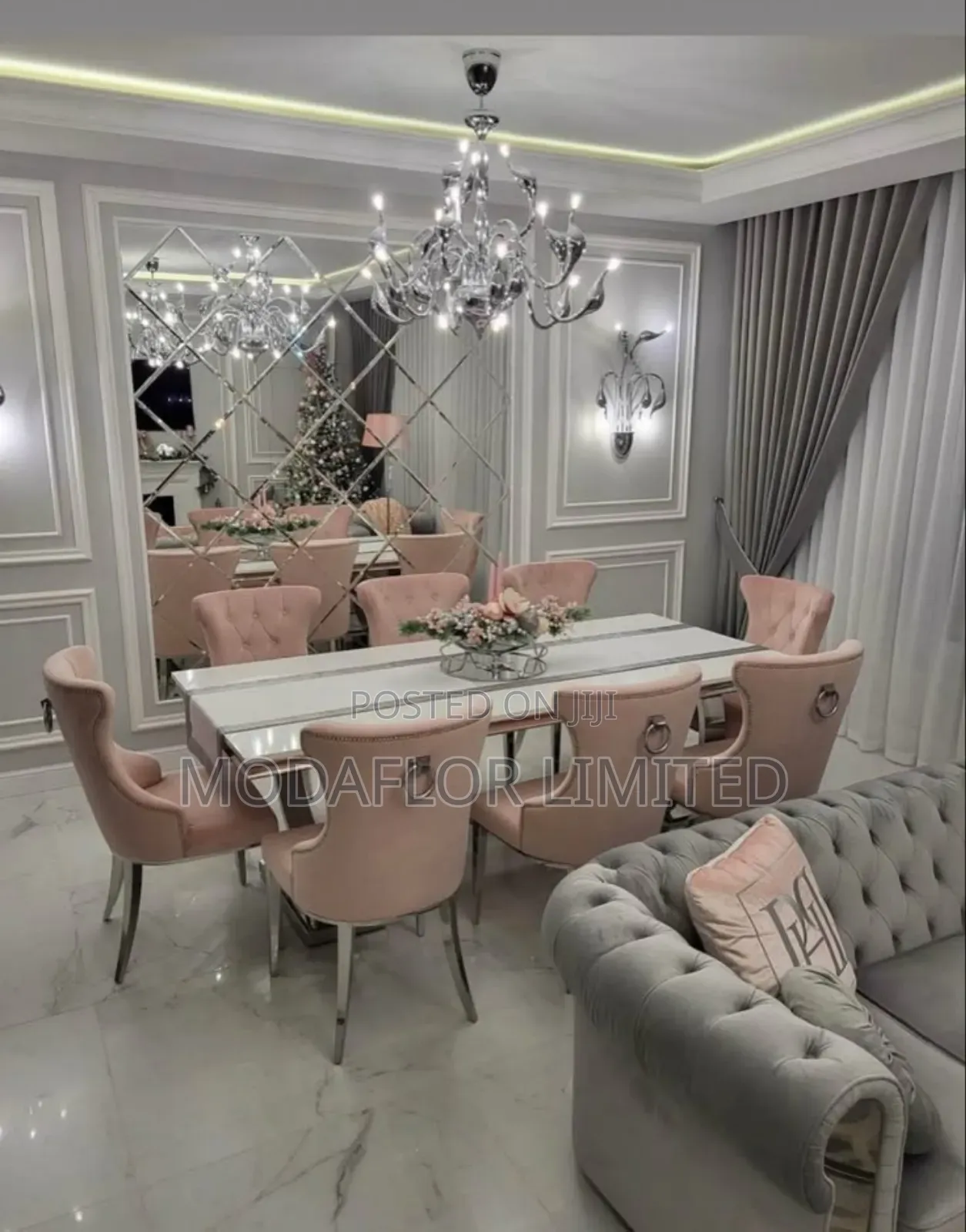 Diamond Acrylic Mirror – Decorative Wall Accent
