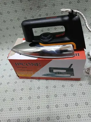 Ipcone Lightweight Dry Iron – Durable Comfortable Grip