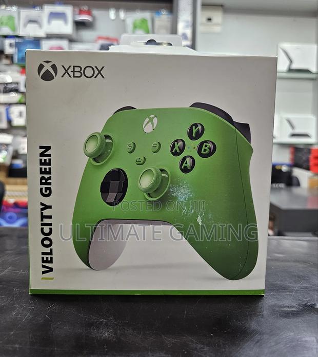 Xbox Series X/S Velocity Green Controller - main view