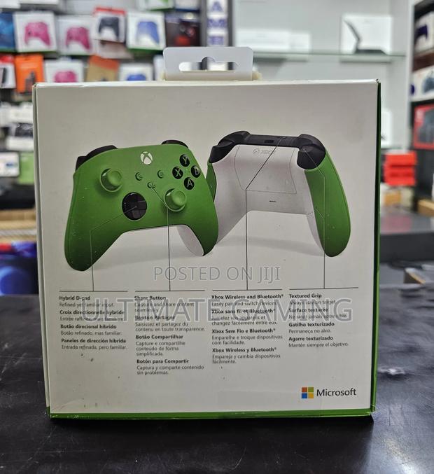 Xbox Series X/S Velocity Green Controller - thumbnail 3