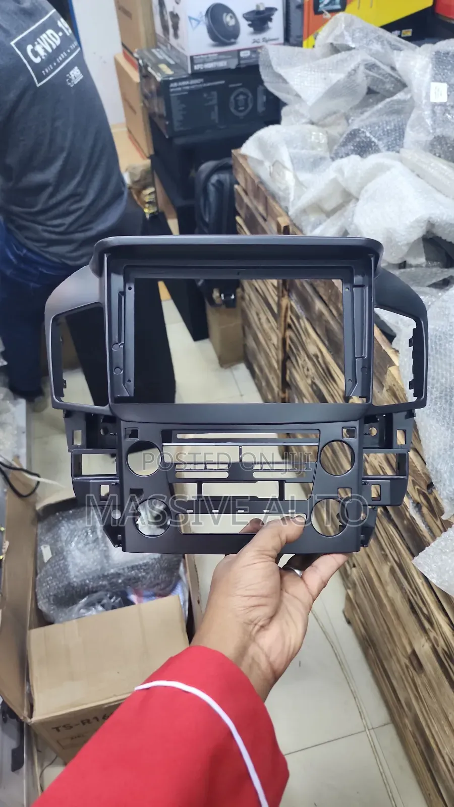 Harrier 2002 Radio Frame/Console 9inch