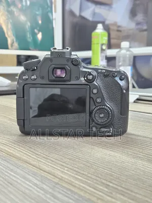 Canon Eos 80d DSLR Camera With 50mm 1.8 STM