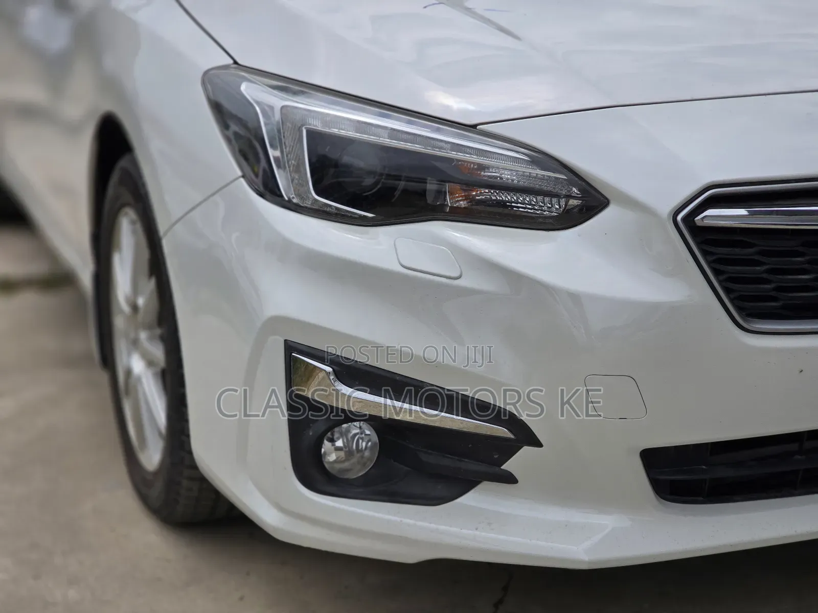 Subaru Impreza 2.0i Premium AWD Hatchback 2019 White