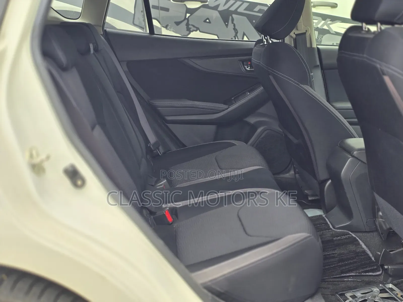 Subaru Impreza 2.0i Premium AWD Hatchback 2019 White