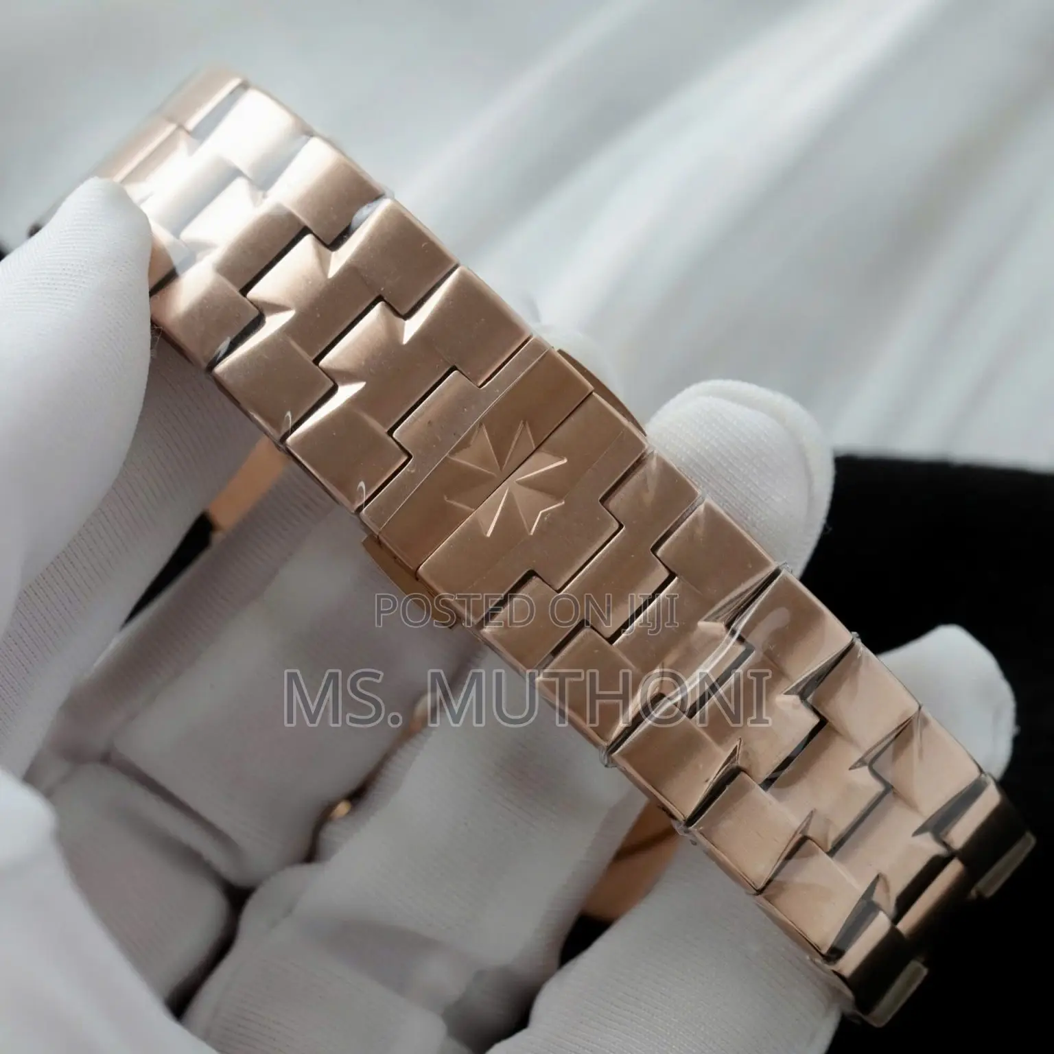 Vacheron Constantin Overseas Dual Time 7920v Replica Watch Dial