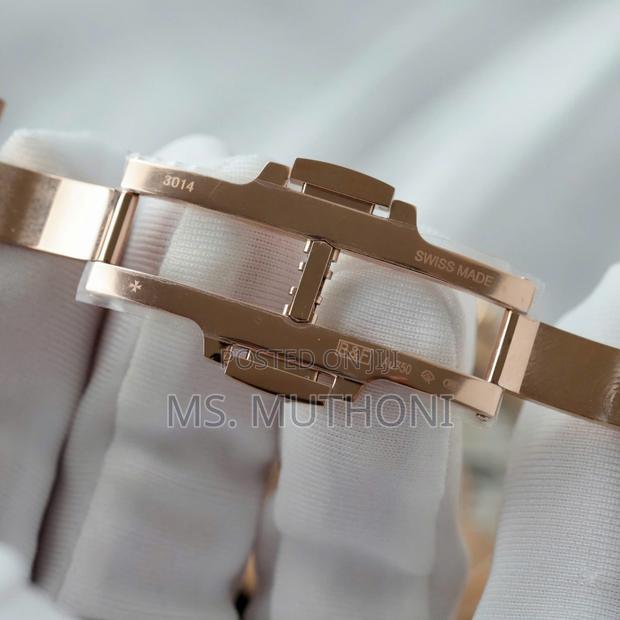 Vacheron Constantin Overseas Dual Time 7920v Replica Watch Dial - thumbnail 8