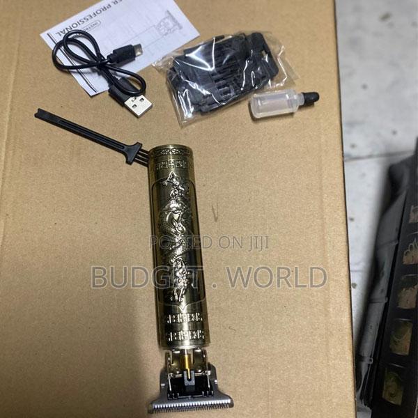 Self-Sharpening Steel Zero Gapped Trimmer Hair Clipper. - main view