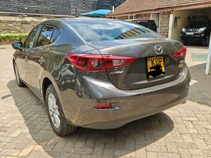 Mazda Axela 2017 Gray