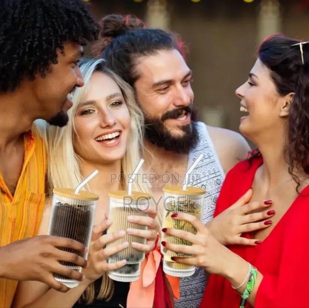 4pcs Ribbed Glass Smoothie Cups With Lids Straws - thumbnail 3