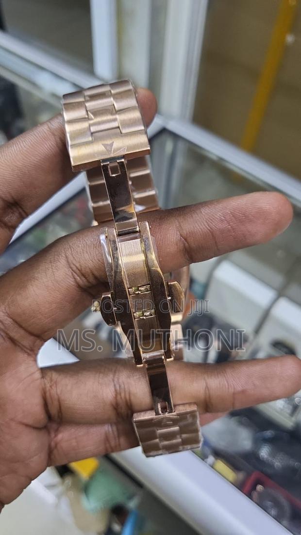 Vacheron Constantin Overseas Dual Time 7920v Replica Watch Dial - thumbnail 4