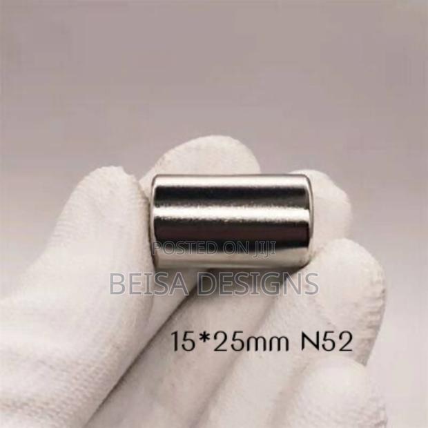 Neodymium Magnet - main view