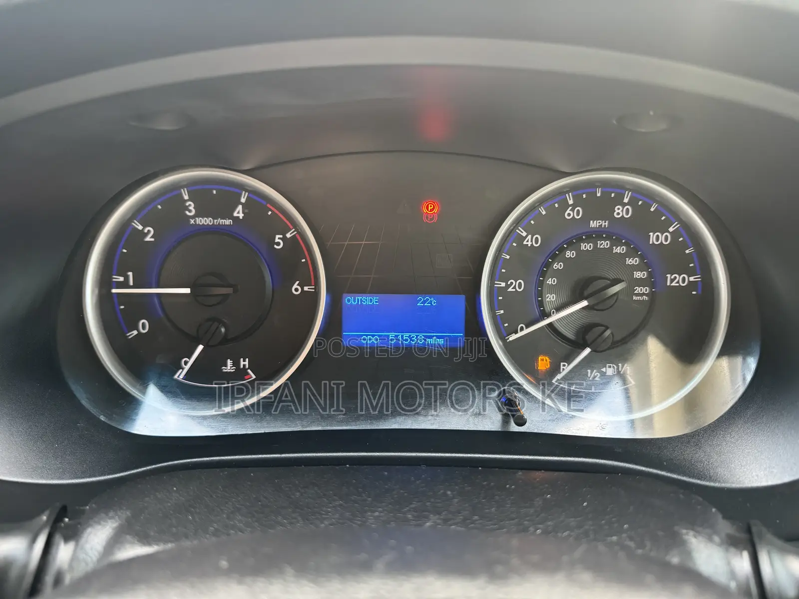 Toyota Hilux Rugged X 4x4 2018 Silver