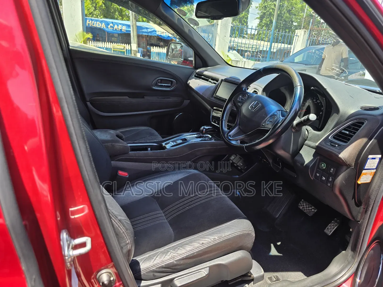 Honda Vezel 1.5 2WD 172 hp 2019 Red