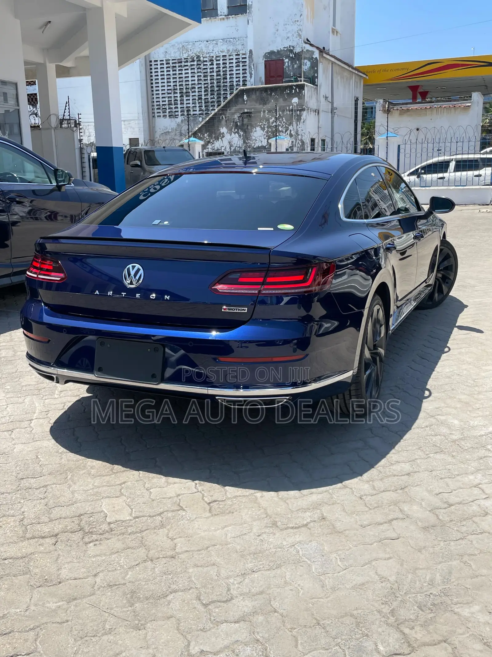 Volkswagen Arteon 2019 Blue