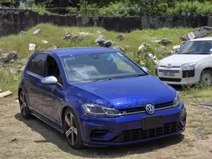 Volkswagen Golf R 4-Door w/DCC & Navigation 2019 Blue