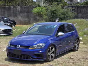 Volkswagen Golf R 4-Door w/DCC & Navigation 2019 Blue