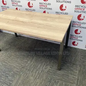 140cm Office Desk With Metallic Legs