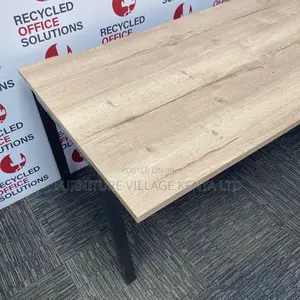 140cm Office Desk With Metallic Legs