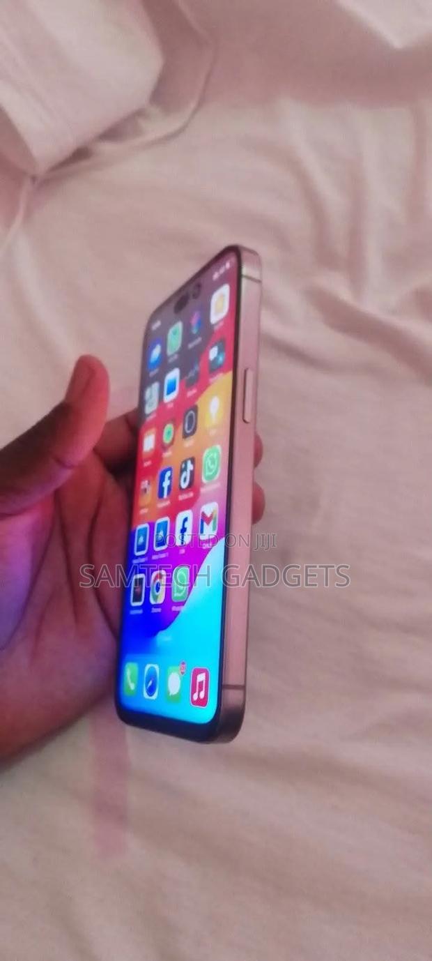 Apple iPhone 15 Pro 256 GB Black - thumbnail 5