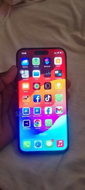 Apple iPhone 15 Pro 256 GB Black - thumbnail 2