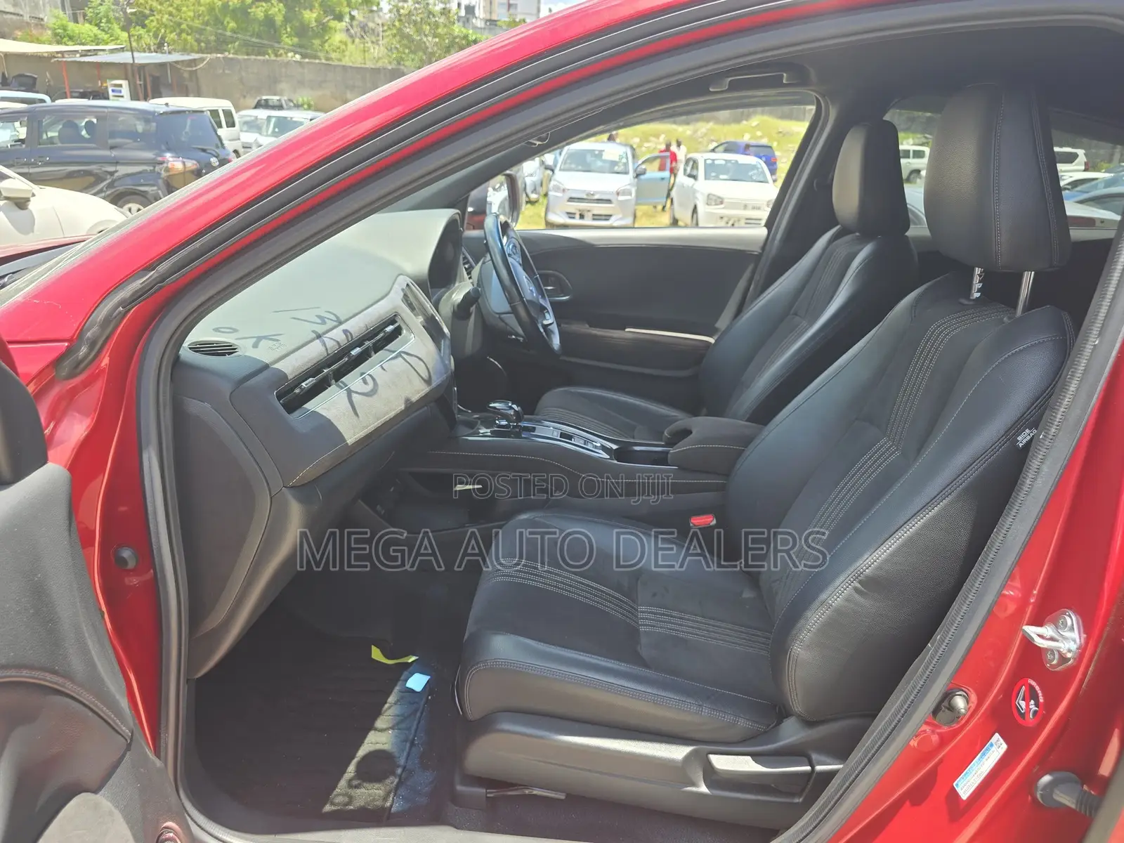 Honda Vezel 2018 Red