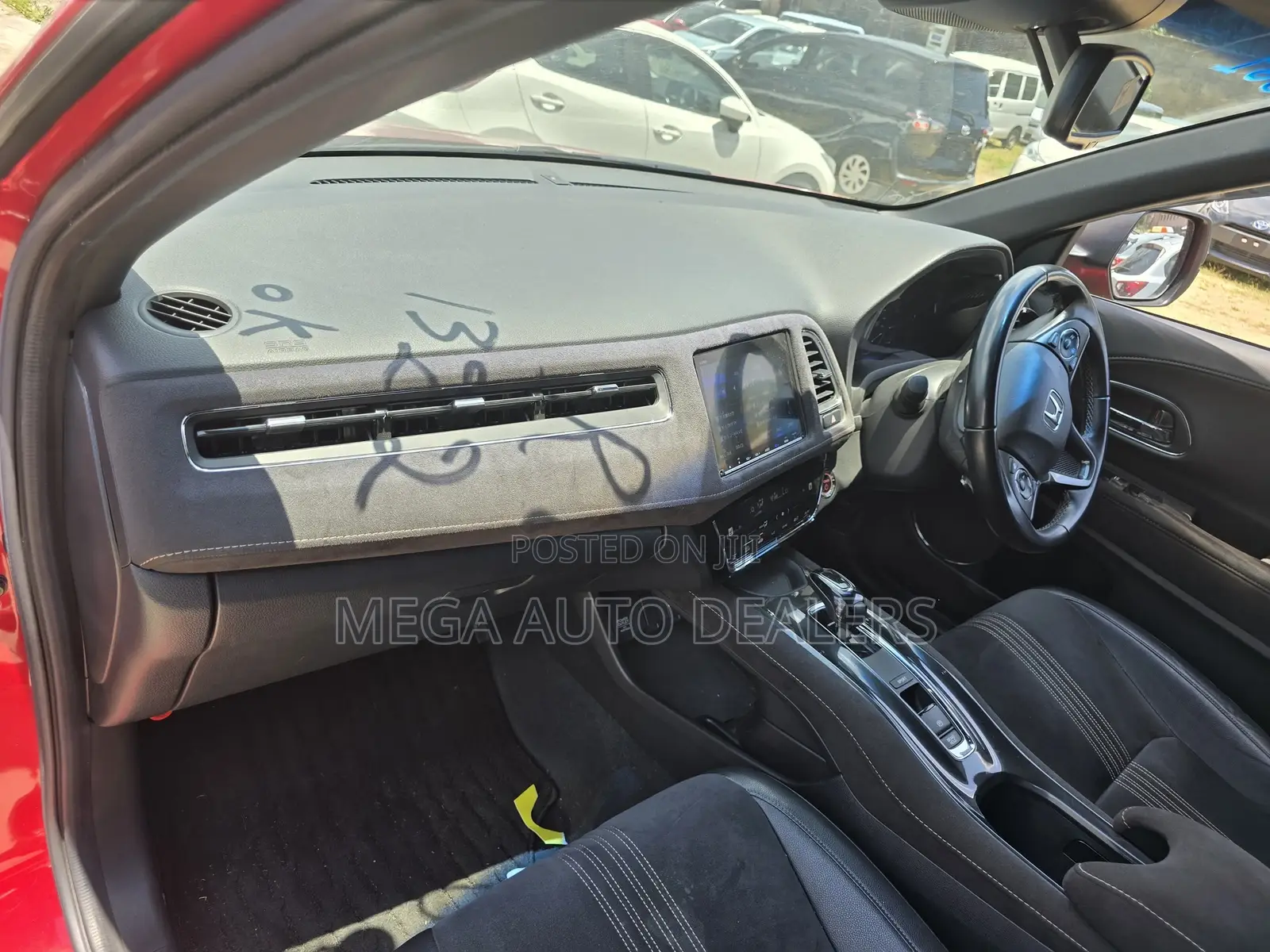 Honda Vezel 2018 Red