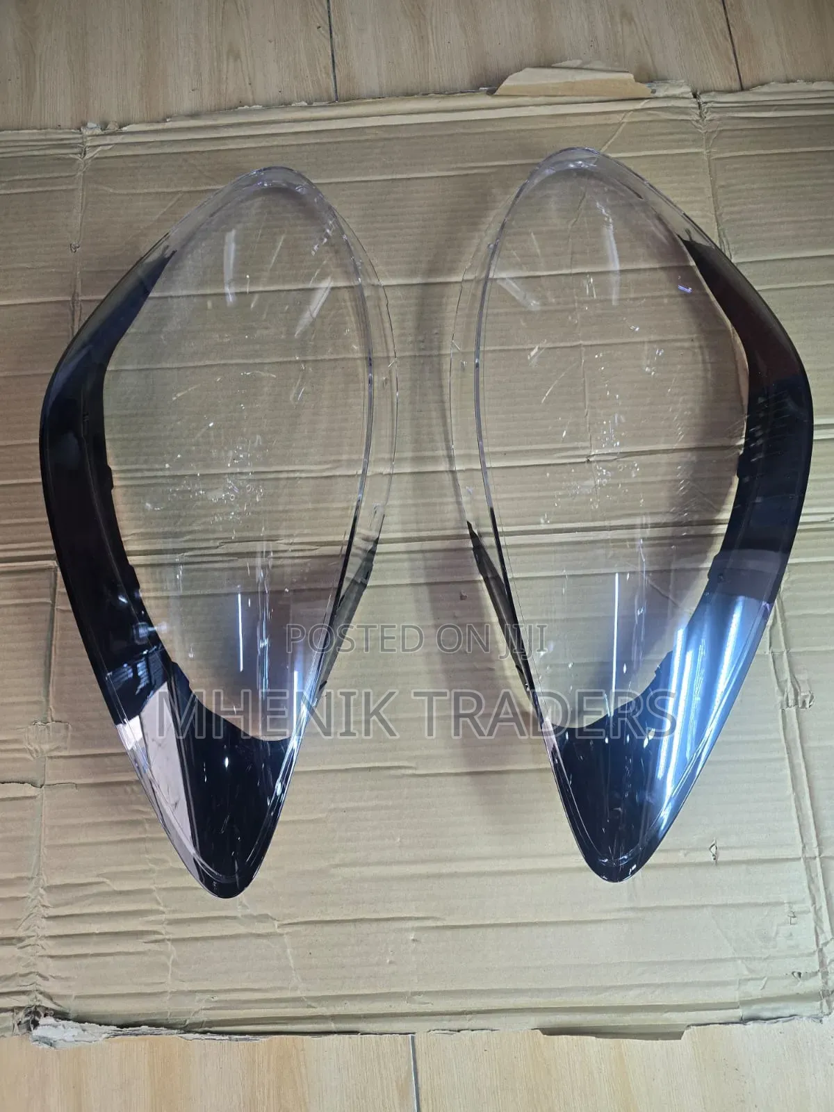 Porsche Cayenne Headlight Lens 2024