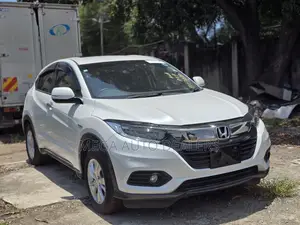 Honda Vezel 2018 White
