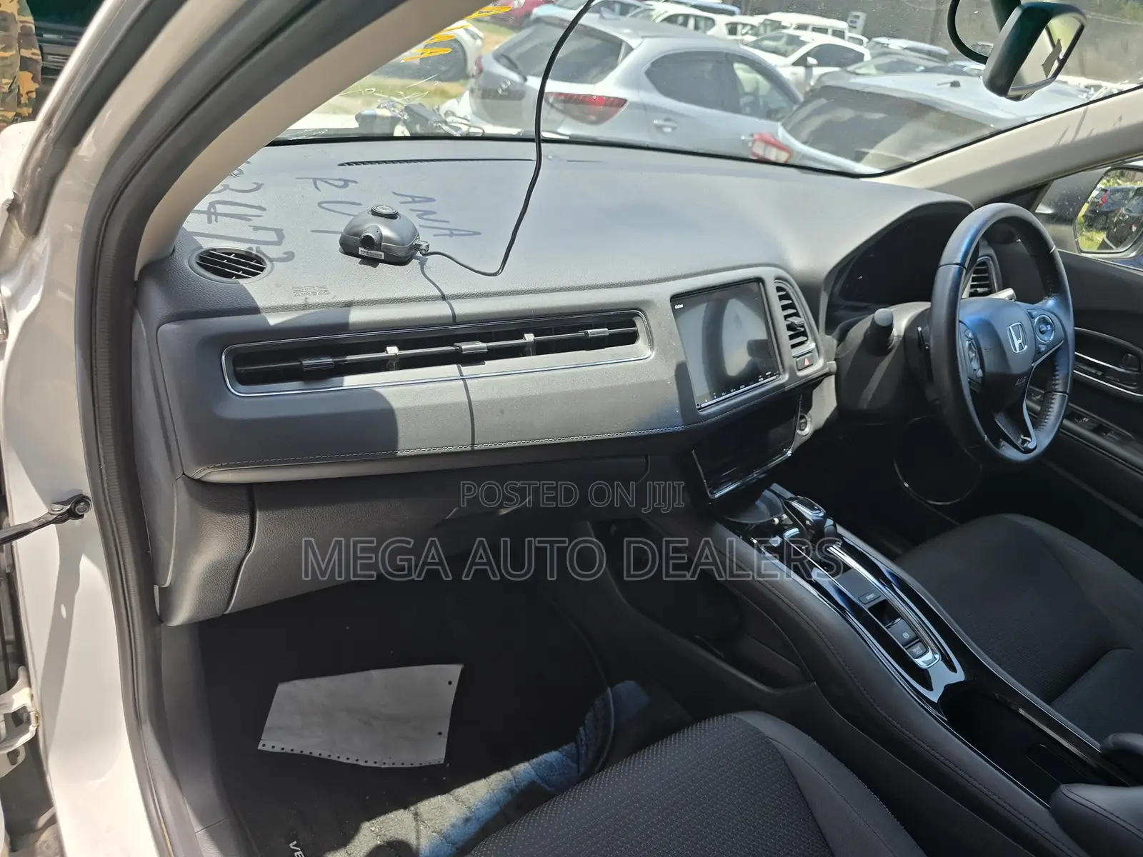 Honda Vezel 2018 White