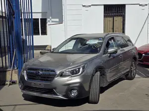 Subaru Outback 2018 Gray