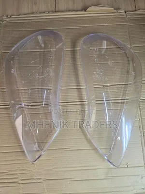 Porsche Cayenne Headlight Lens 2010