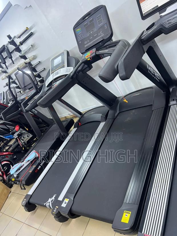 Merc V9 Heavy Commercial Treadmill | 7hp Ac Motor